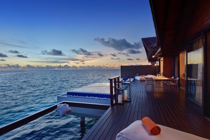 Grand Park Kodhipparu Maldives сетка над водой на вилле Grand Park Kodhipparu Maldives Сетка Над Водой На Вилле
