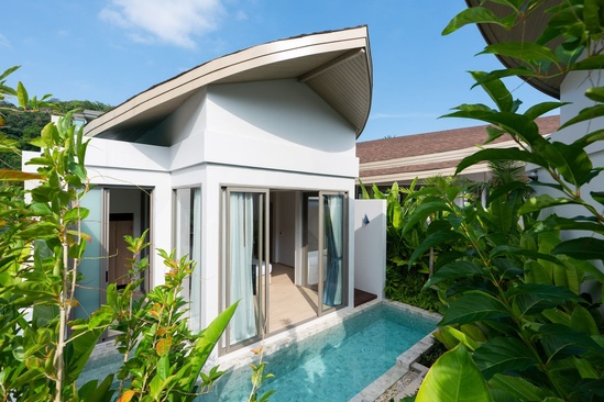 Panwaburi Beachfront Resort