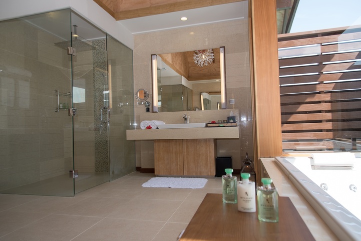 Hideaway Beach Resort & Spa