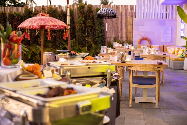 Away Bali Legian Camakila