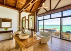 Kuredhivaru Resort And Spa (Ex.Movenpick Resort Kuredhivaru)