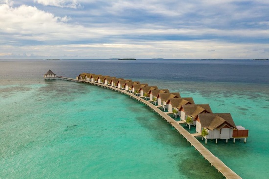 Furaveri Island Resort & Spa