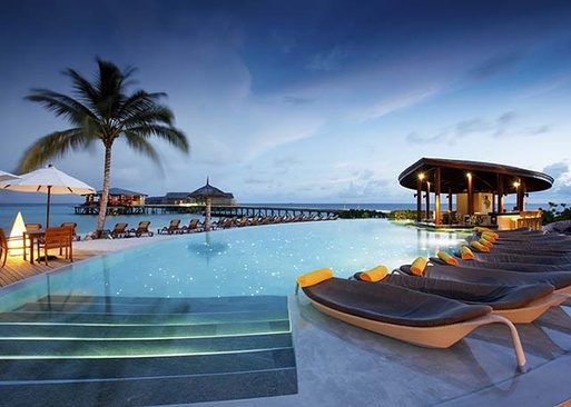 Centara Ras Fushi Resort & Spa Maldives