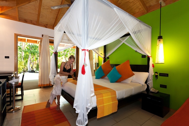 Vilamendhoo Island Resort