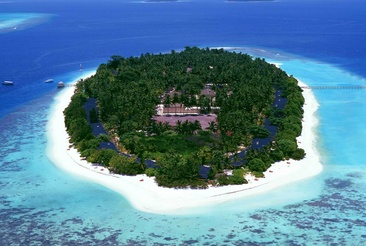 Royal Island Resort & Spa