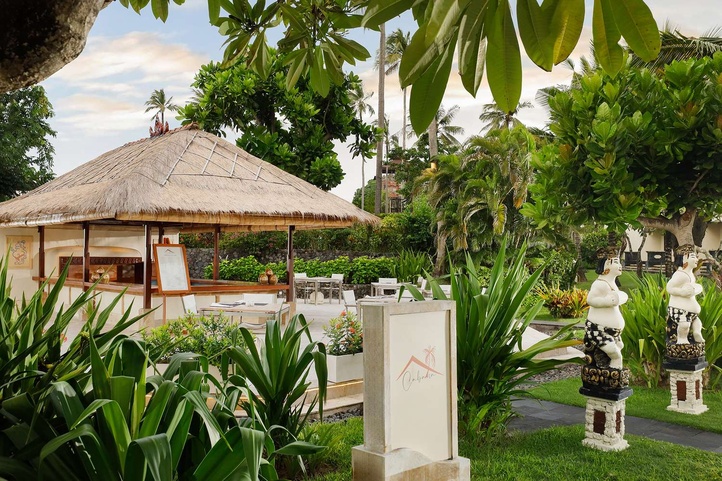 Nusa Dua Beach Hotel & Spa, Bali
