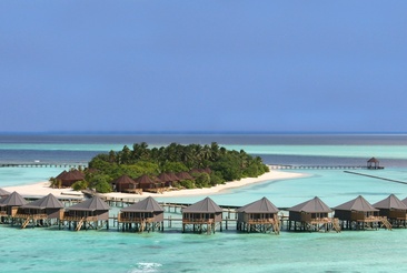 Komandoo Island Resort