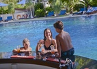 Bandos Maldives Отдых У Бассейна