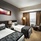 Peninsula Excelsior Hotel