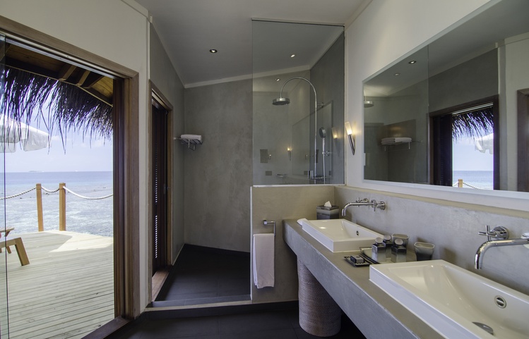 V Villas Maldives At Mirihi