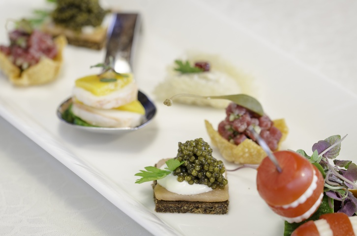 V Villas Maldives At Mirihi