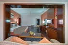 Ascot Hotel