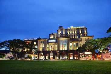 The Waterfront Hotel Kuching