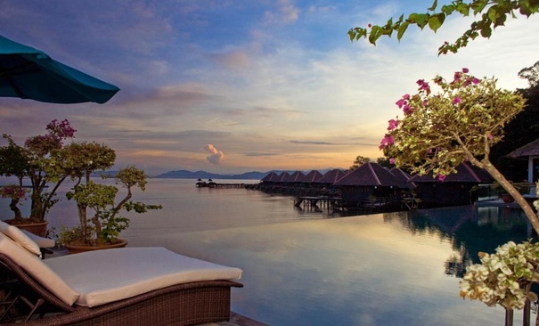 Gayana Marine Resort