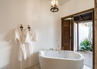 Malisa Villa Suites