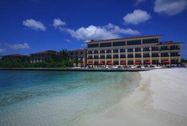 Hulhule Island Hotel