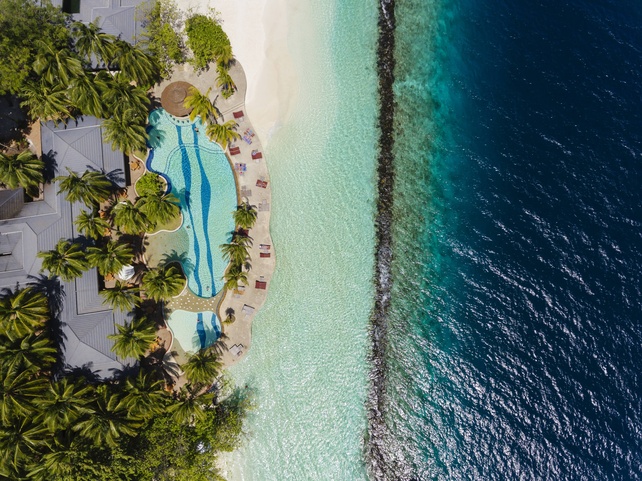 Royal Island Resort & Spa