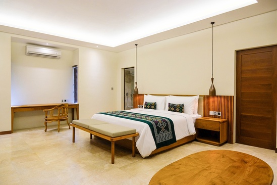 Japa Suites & Villas