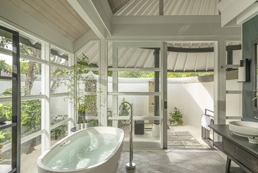 Four Seasons Resort Maldives At Kuda Huraa