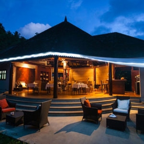 La Belle Tortue Lodge & Restaurant