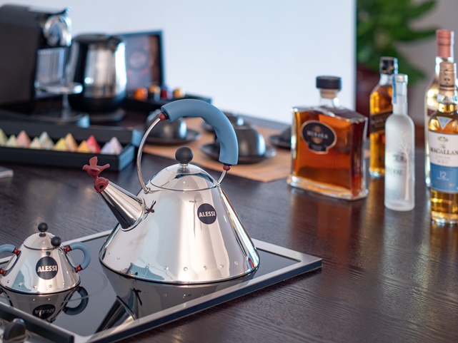 V Villas Maldives At Mirihi