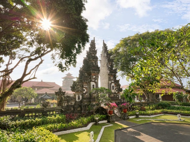 Nusa Dua Beach Hotel & Spa, Bali