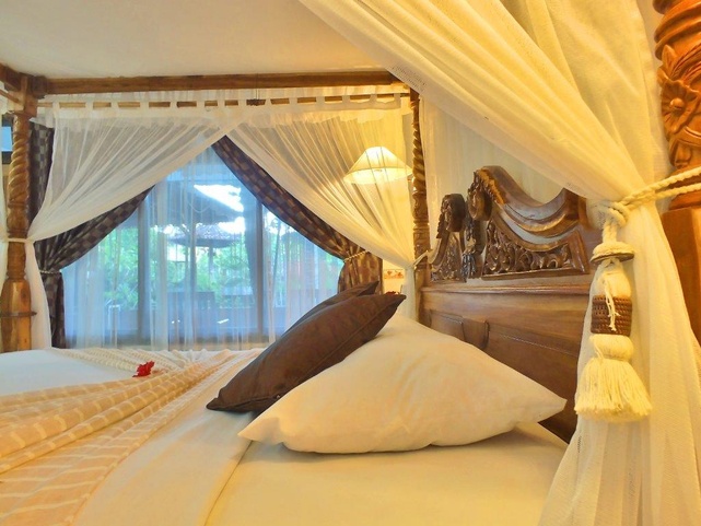 Palm Beach Hotel Bali