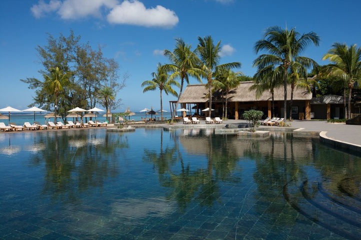 Outrigger Mauritius Beach Resort