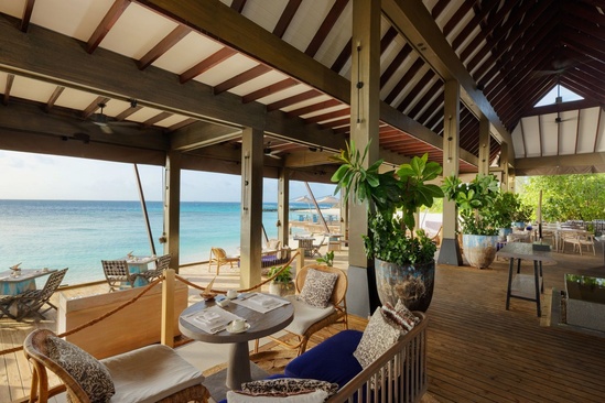 Grand Park Kodhipparu Maldives Ресторан
