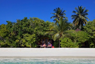 Komandoo Island Resort