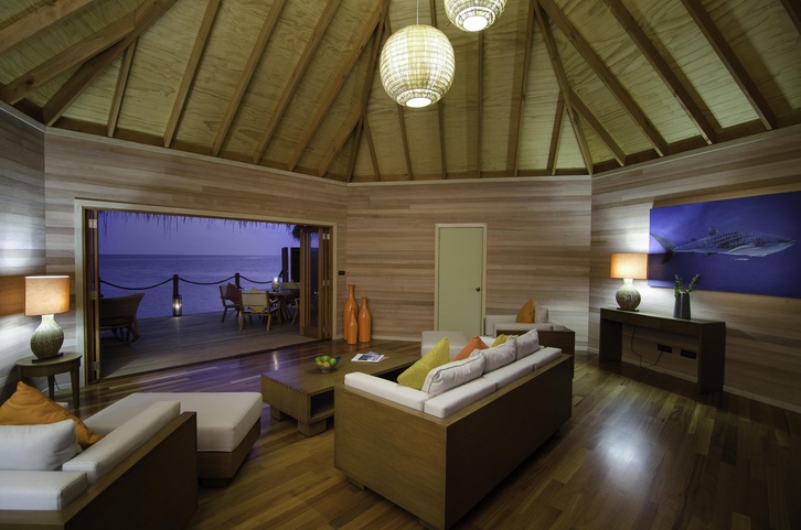 V Villas Maldives At Mirihi