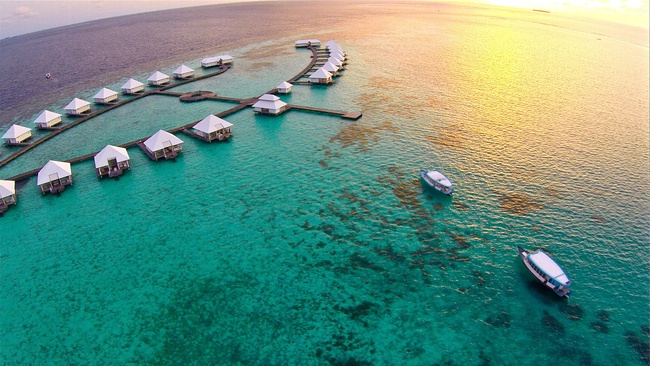 Diamonds Athuruga Beach & Water Villas