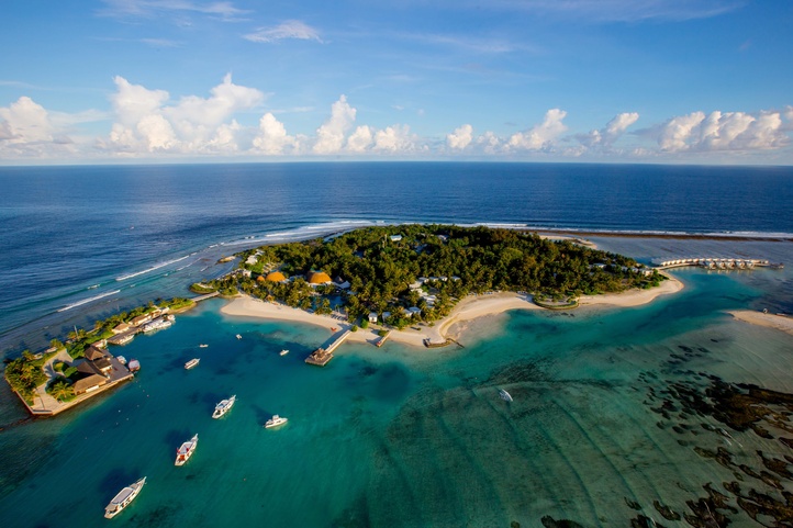Holiday Inn Resort Kandooma Maldives