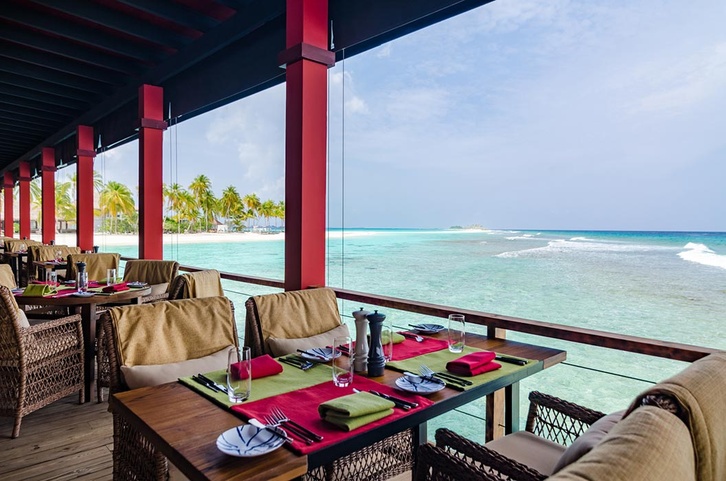Finolhu Baa Atoll Maldives ресторан у воды Finolhu Baa Atoll Maldives Ресторан У Воды
