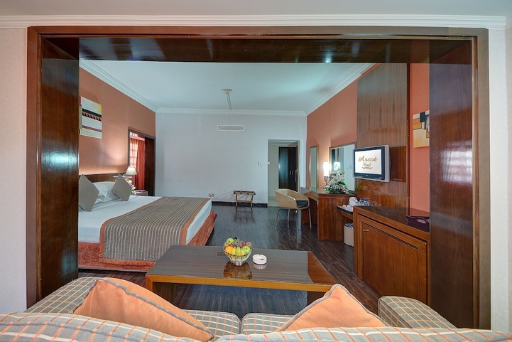 Ascot Hotel