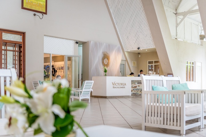 Victoria Beachcomber Resort & Spa