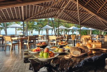 Kuredhivaru Resort And Spa (Ex.Movenpick Resort Kuredhivaru)