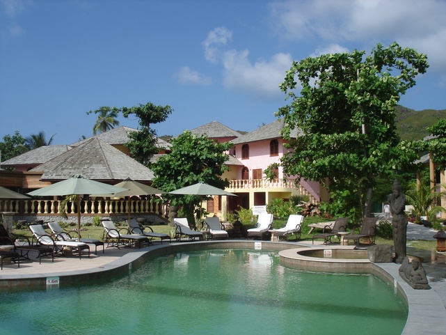 Castello Beach Hotel