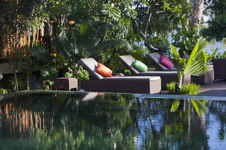 Dhevatara Beach Hotel