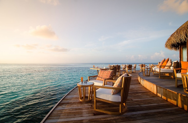 V Villas Maldives At Mirihi