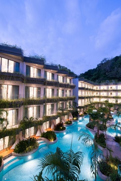 Panwaburi Beachfront Resort
