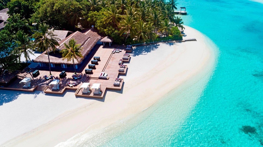 Sheraton Maldives Full Moon Resort & Spa