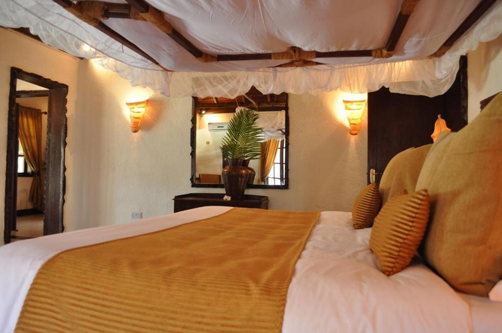 Breezes Beach Club And Spa
