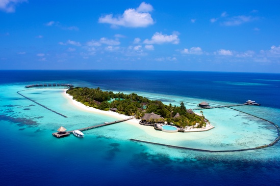 Komandoo Island Resort