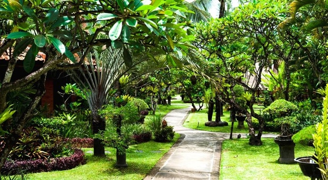 Keraton Jimbaran Resort & Spa