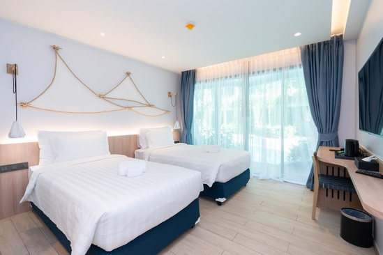 Panwaburi Beachfront Resort