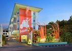 Harris Hotel & Residences Riverview - Kuta