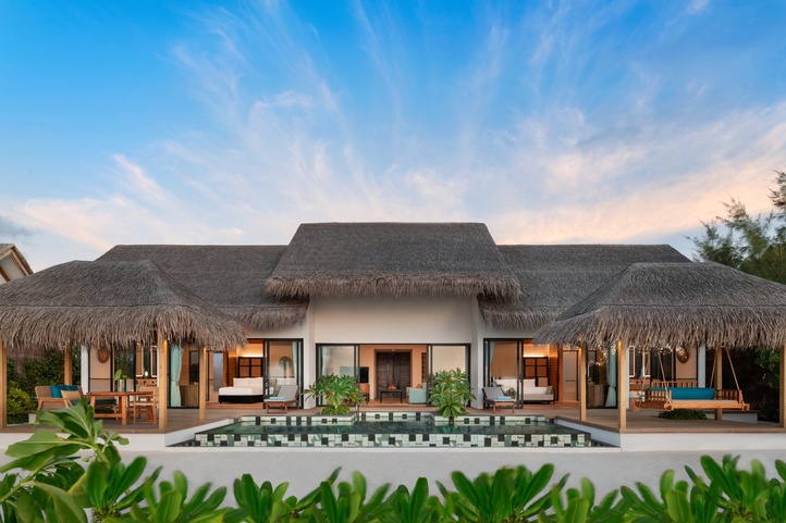 Hilton Maldives Amingiri Resort & Spa