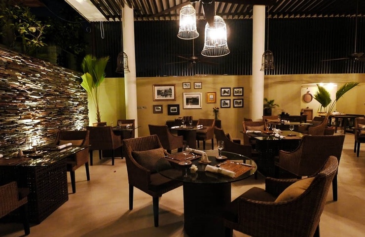 Dhevatara Beach Hotel