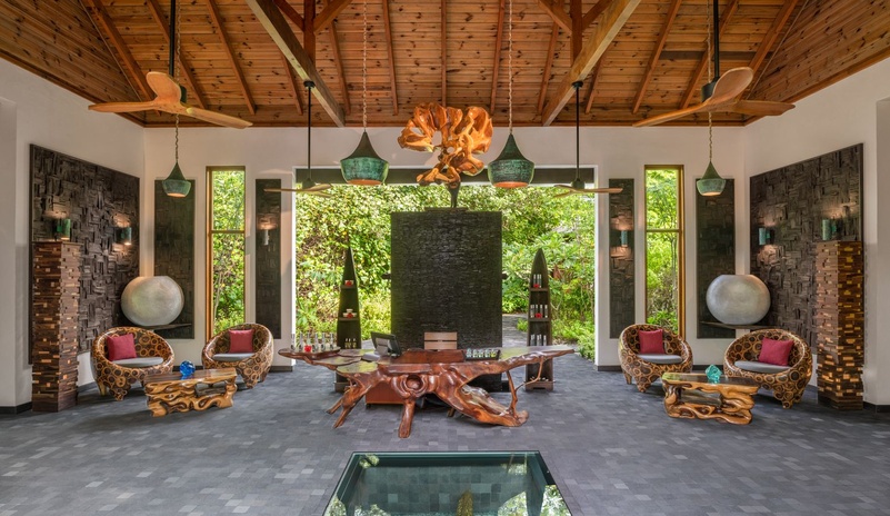 Kuredhivaru Resort And Spa (Ex.Movenpick Resort Kuredhivaru)